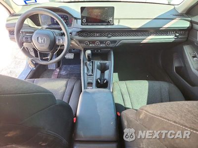 Zdjęcie 8 z 13 samochodu: 2023 HONDA ACCORD LX VIN:1HGCY1F29PA020144 - miniatura