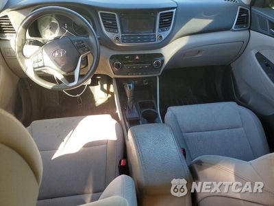 Zdjęcie 8 z 13 samochodu: 2017 HYUNDAI TUCSON SE VIN:KM8J3CA48HU556829 - miniatura