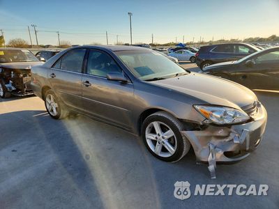 Czwarte zdjęcie samochodu z boku: 2003 TOYOTA CAMRY XLE VIN:4T1BE30KX3U685078 - miniatura