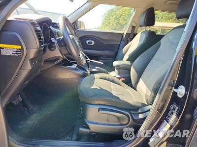 Zdjęcie 7 z 12 samochodu: 2017 KIA SOUL + VIN:KNDJP3A50H7449659 - miniatura