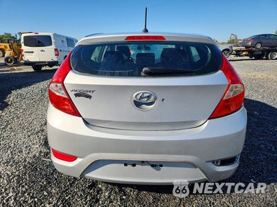 Zdjęcie 6 z 12 samochodu: 2017 HYUNDAI ACCENT SE VIN:KMHCT5AE5HU321205 - miniatura