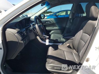 Zdjęcie 7 z 13 samochodu: 2015 HONDA ACCORD SPORT VIN:1HGCR2F53FA247177 - miniatura