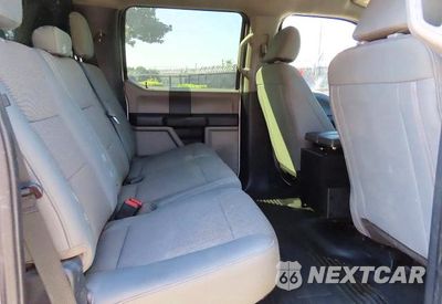 Piąte zdjęcie samochodu w środku: 2022 FORD F250 SUPER DUTY VIN:1FT7W2A68NEF64677 - miniatura