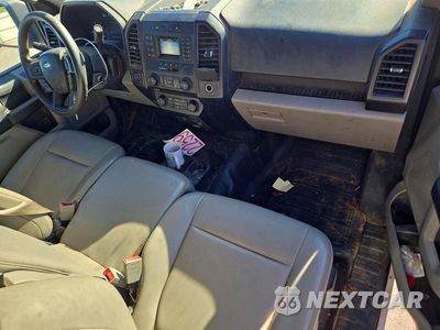 Zdjęcie 8 z 12 samochodu: 2018 FORD F150 VIN:1FTMF1CB0JKC97666 - miniatura