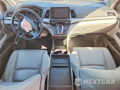 Zdjęcie 8 z 13 samochodu: 2018 HONDA ODYSSEY EXL VIN:5FNRL6H74JB082109 - miniatura