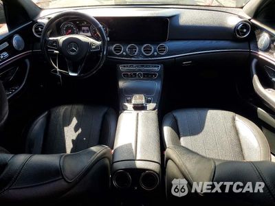 Zdjęcie 8 z 12 samochodu: 2018 MERCEDES-BENZ E 300 VIN:WDDZF4JB7JA328658 - miniatura
