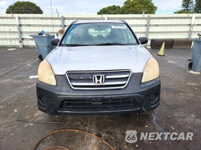 Piąte zdjęcie samochodu w środku: 2006 HONDA CR-V LX VIN:SHSRD68556U405398 - miniatura