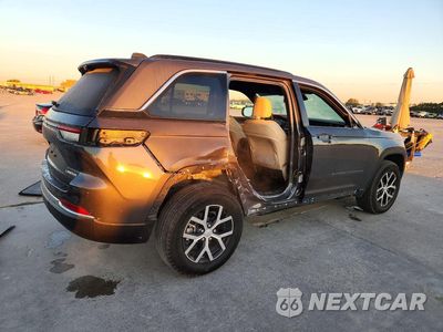 Trzecie zdjęcie samochodu z tyłu: 2025 JEEP GRAND CHEROKEE LIMITED VIN:1C4RJHBG3S8628023 - miniatura
