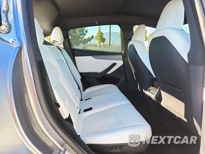 Zdjęcie 10 z 13 samochodu: 2026 TESLA MODEL Y VIN:7SAYGDED3TF700492 - miniatura
