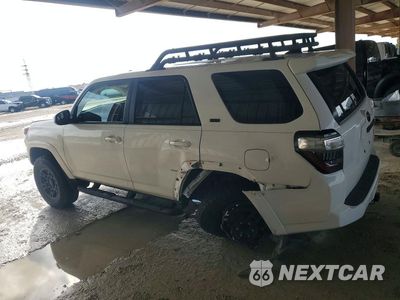 Drugie zdjęcie samochodu z przodu: 2022 TOYOTA 4RUNNER SR5 VIN:JTEEU5JR7N5276380 - miniatura