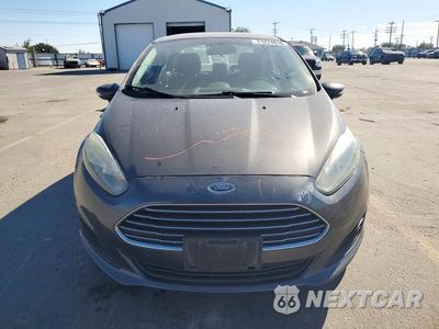 Piąte zdjęcie samochodu w środku: 2015 FORD FIESTA SE VIN:3FADP4BJ2FM211772 - miniatura