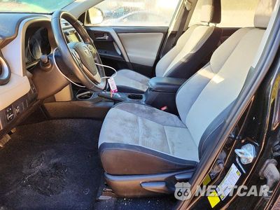 Zdjęcie 7 z 14 samochodu: 2016 TOYOTA RAV4 XLE VIN:2T3WFREV7GW250083 - miniatura