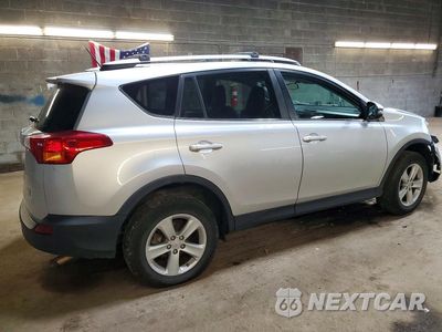 Trzecie zdjęcie samochodu z tyłu: 2014 TOYOTA RAV4 XLE VIN:2T3RFREV5EW196390 - miniatura