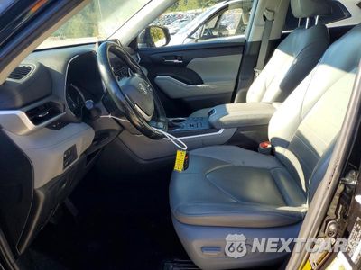 Zdjęcie 7 z 13 samochodu: 2023 TOYOTA HIGHLANDER XLE VIN:5TDKDRBH1PS014680 - miniatura