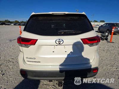 Zdjęcie 6 z 13 samochodu: 2019 TOYOTA HIGHLANDER LE VIN:5TDZARFH0KS060950 - miniatura