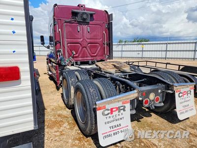 Drugie zdjęcie samochodu z przodu: 2018 FREIGHTLINER CASCADIA 125 SEMI TRUCK VIN:3AKJGLDV1JSJK1320 - miniatura