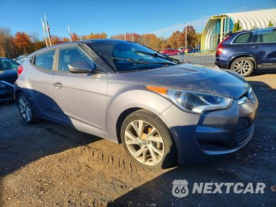 Czwarte zdjęcie samochodu z boku: 2016 HYUNDAI VELOSTER BASE VIN:KMHTC6AD7GU271225 - miniatura