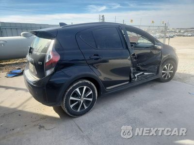 Trzecie zdjęcie samochodu z tyłu: 2018 TOYOTA PRIUS C TWO VIN:JTDKDTB37J1603397 - miniatura