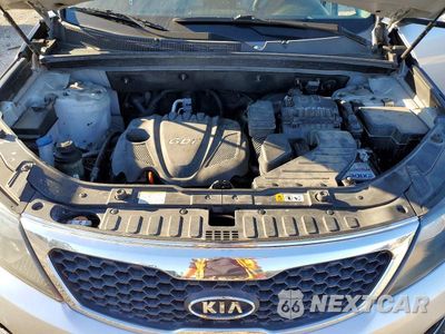 Zdjęcie 12 z 13 samochodu: 2013 KIA SORENTO LX VIN:5XYKT3A66DG355193 - miniatura