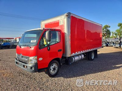 2017 HINO 195 BOX TRUCK JHHSDM2H6HK005837 - główne zdjęcie licytacji z USA - miniatura