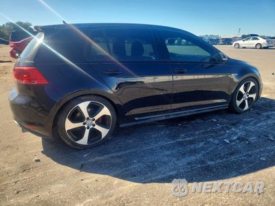Trzecie zdjęcie samochodu z tyłu: 2017 VOLKSWAGEN GTI S VIN:3VW5T7AU2HM069219 - miniatura