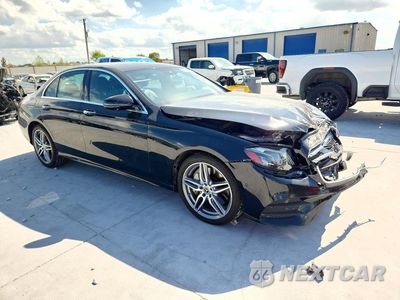 Czwarte zdjęcie samochodu z boku: 2019 MERCEDES-BENZ E 300 4MATIC VIN:WDDZF4KB6KA505801 - miniatura