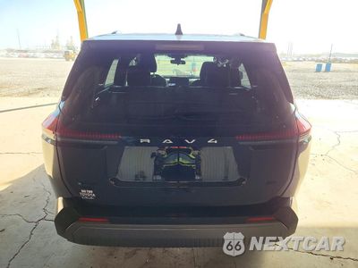 Zdjęcie 6 z 12 samochodu: 2026 TOYOTA RAV4 PLUG-IN HYBRID SE VIN:JTM7ERAV8TJ021028 - miniatura