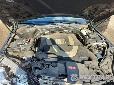 Zdjęcie 11 z 12 samochodu: 2010 MERCEDES-BENZ E 550 VIN:WDDHF7CBXAA028008 - miniatura