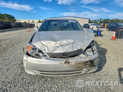 Piąte zdjęcie samochodu w środku: 2003 TOYOTA CAMRY LE VIN:4T1BE32K73U694091 - miniatura