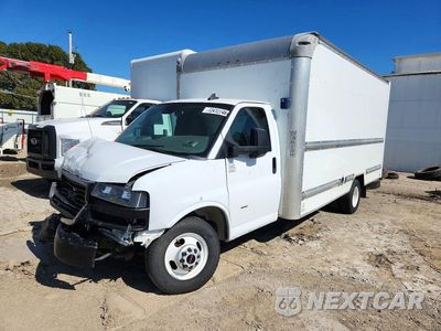 2021 GMC SAVANA CUTAWAY G3500 BOX TRUCK 7GZ37TC78MN009320 - główne zdjęcie licytacji z USA - miniatura