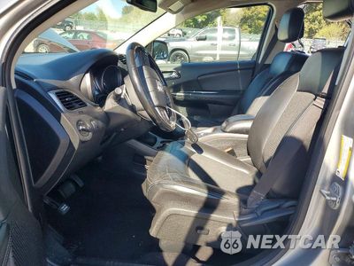 Zdjęcie 7 z 14 samochodu: 2020 DODGE JOURNEY CROSSROAD VIN:3C4PDCGB7LT189023 - miniatura