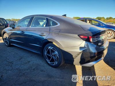 Drugie zdjęcie samochodu z przodu: 2026 HYUNDAI SONATA SEL SPORT VIN:KMHL64JA9TA534604 - miniatura