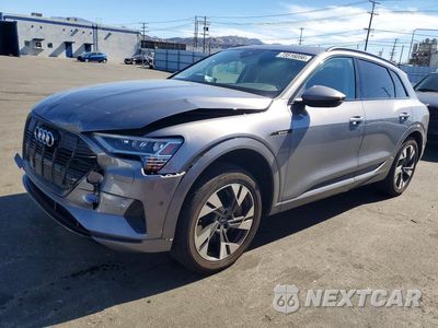 2022 AUDI E-TRON PREMIUM WA1AAAGE7NB014198 - główne zdjęcie licytacji z USA - miniatura