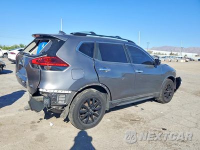 Trzecie zdjęcie samochodu z tyłu: 2017 NISSAN ROGUE SV VIN:5N1AT2MT8HC814964 - miniatura