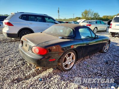 Trzecie zdjęcie samochodu z tyłu: 2004 MAZDA MX-5 MIATA BASE VIN:JM1NB353040401090 - miniatura