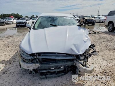 Piąte zdjęcie samochodu w środku: 2017 FORD FUSION SE VIN:3FA6P0H74HR214708 - miniatura