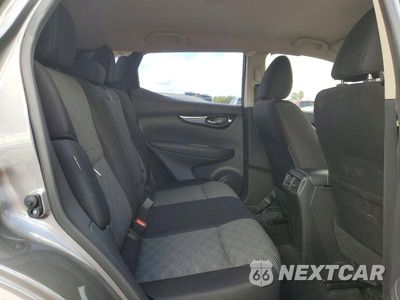 Zdjęcie 10 z 12 samochodu: 2021 NISSAN ROGUE SPORT SV VIN:JN1BJ1BV7MW573536 - miniatura