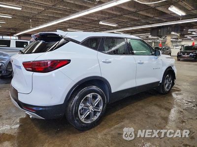 Trzecie zdjęcie samochodu z tyłu: 2025 CHEVROLET BLAZER 2LT VIN:3GNKBCR45SS221140 - miniatura