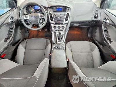Zdjęcie 8 z 13 samochodu: 2013 FORD FOCUS SE VIN:1FADP3F21DL158168 - miniatura