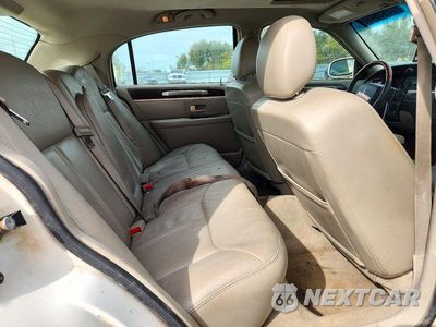 Zdjęcie 10 z 12 samochodu: 2007 LINCOLN TOWN CAR SIGNATURE LIMITED VIN:1LNHM82V07Y622037 - miniatura