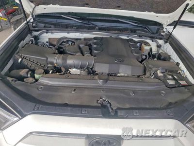 Zdjęcie 12 z 14 samochodu: 2022 TOYOTA 4RUNNER SR5 VIN:JTEEU5JR7N5276380 - miniatura