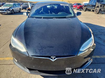 Piąte zdjęcie samochodu w środku: 2018 TESLA MODEL S VIN:5YJSA1E20JF262710 - miniatura