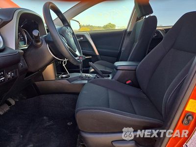 Zdjęcie 7 z 13 samochodu: 2015 TOYOTA RAV4 XLE VIN:JTMRFREV4FD159605 - miniatura