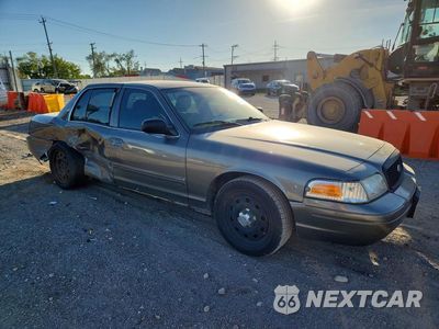 Czwarte zdjęcie samochodu z boku: 2010 FORD CROWN VICTORIA POLICE INTERCEPTOR VIN:2FABP7BV6AX139158 - miniatura