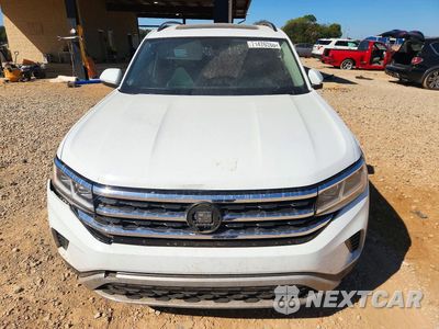 Piąte zdjęcie samochodu w środku: 2021 VOLKSWAGEN ATLAS SE VIN:1V2JR2CA6MC546153 - miniatura