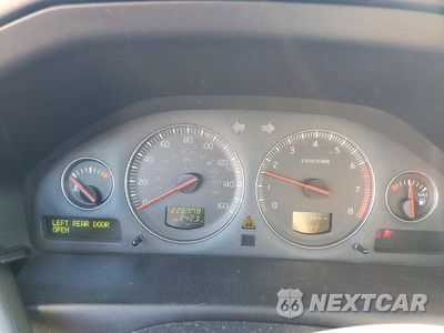 Zdjęcie 9 z 11 samochodu: 2006 VOLVO S60 2.5T VIN:YV1RS592062532004 - miniatura