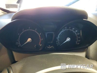 Zdjęcie 9 z 12 samochodu: 2015 FORD FIESTA S VIN:3FADP4AJXFM113624 - miniatura
