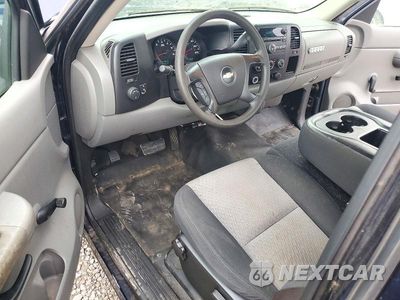 Zdjęcie 8 z 12 samochodu: 2007 CHEVROLET SILVERADO C1500 VIN:1GCEC14CX7Z555843 - miniatura