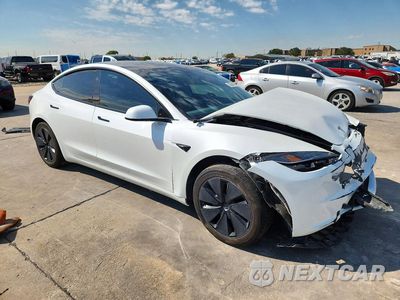 Czwarte zdjęcie samochodu z boku: 2024 TESLA MODEL 3 VIN:5YJ3E1EA0RF739700 - miniatura