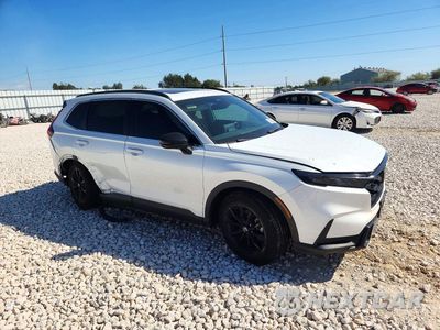 Czwarte zdjęcie samochodu z boku: 2024 HONDA CR-V SPORT VIN:7FARS5H57RE008033 - miniatura